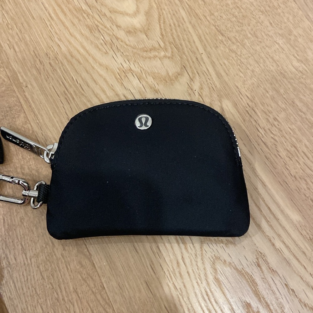 Lululemon Dual Pouch Wristlet Wallet - Picture 6 of 9